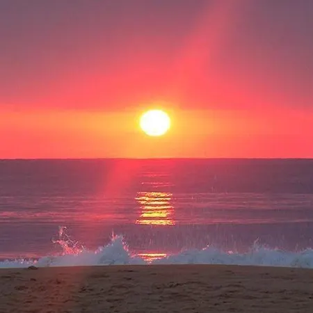 Ξενοδοχείο με διαμερίσματα Bhc