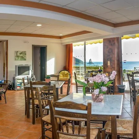 Hotel apartamentowy Holidays Collection *